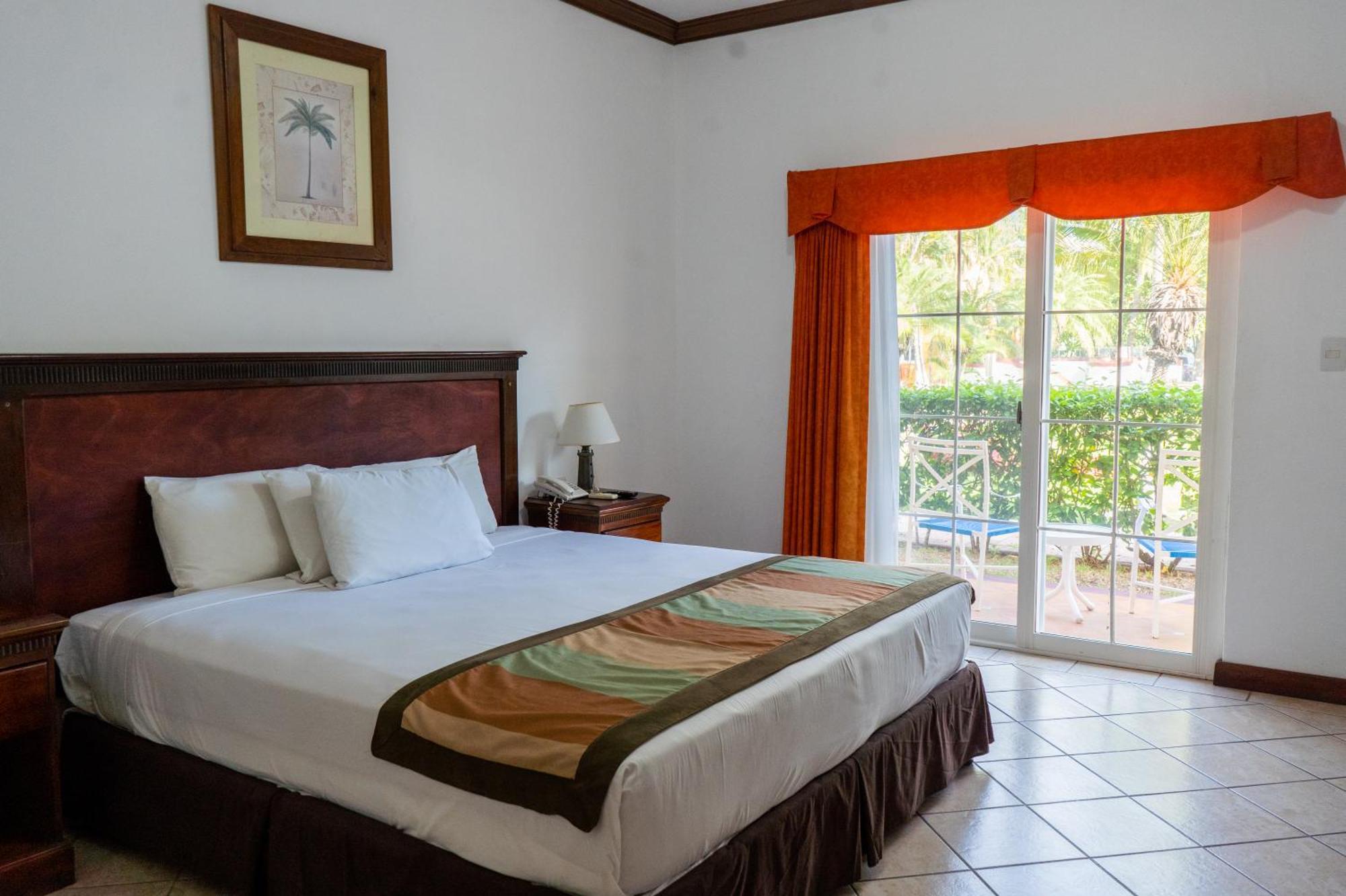 Hotel Cayman Suites Monterrico Exterior photo