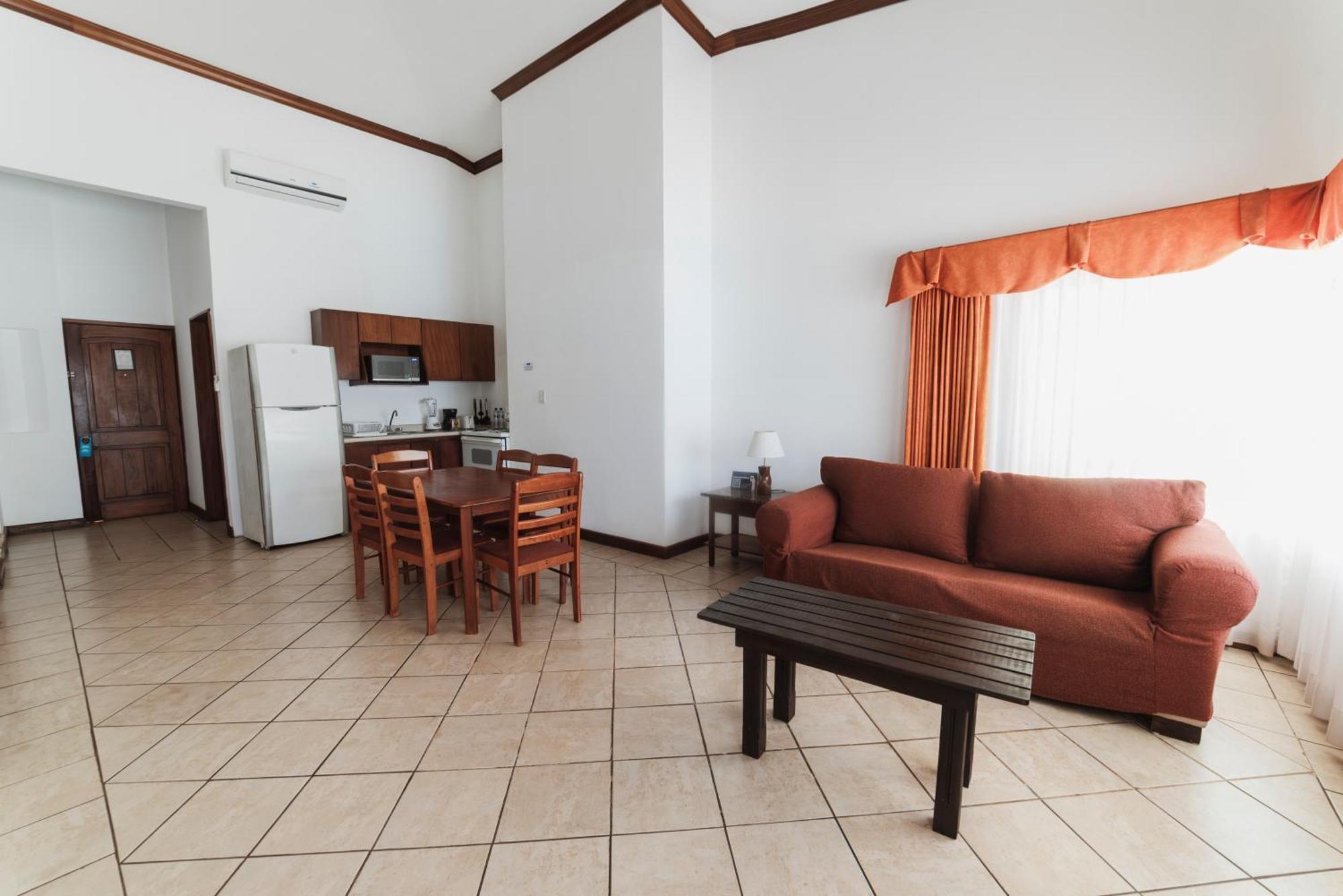Hotel Cayman Suites Monterrico Exterior photo