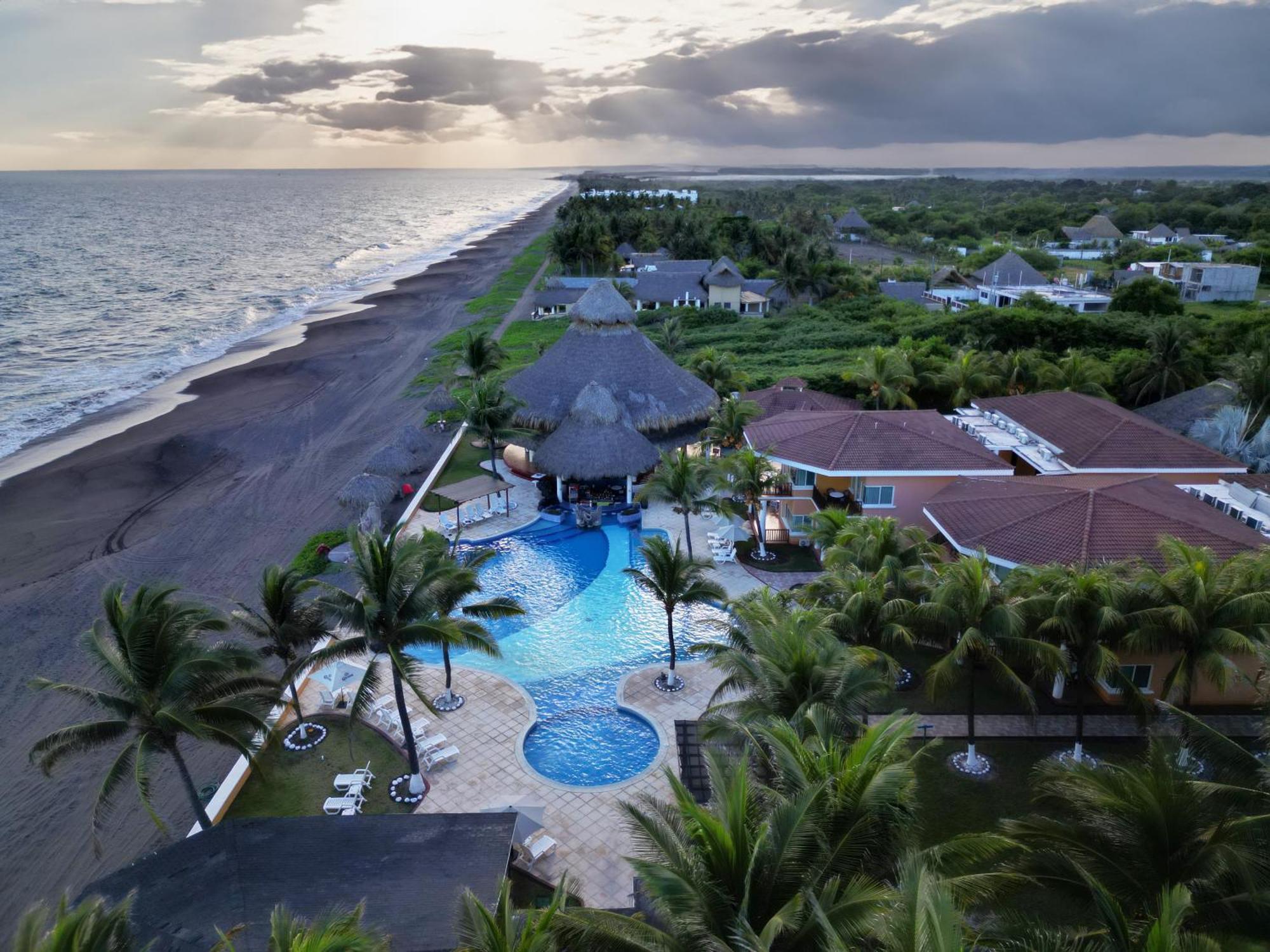Hotel Cayman Suites Monterrico Exterior photo